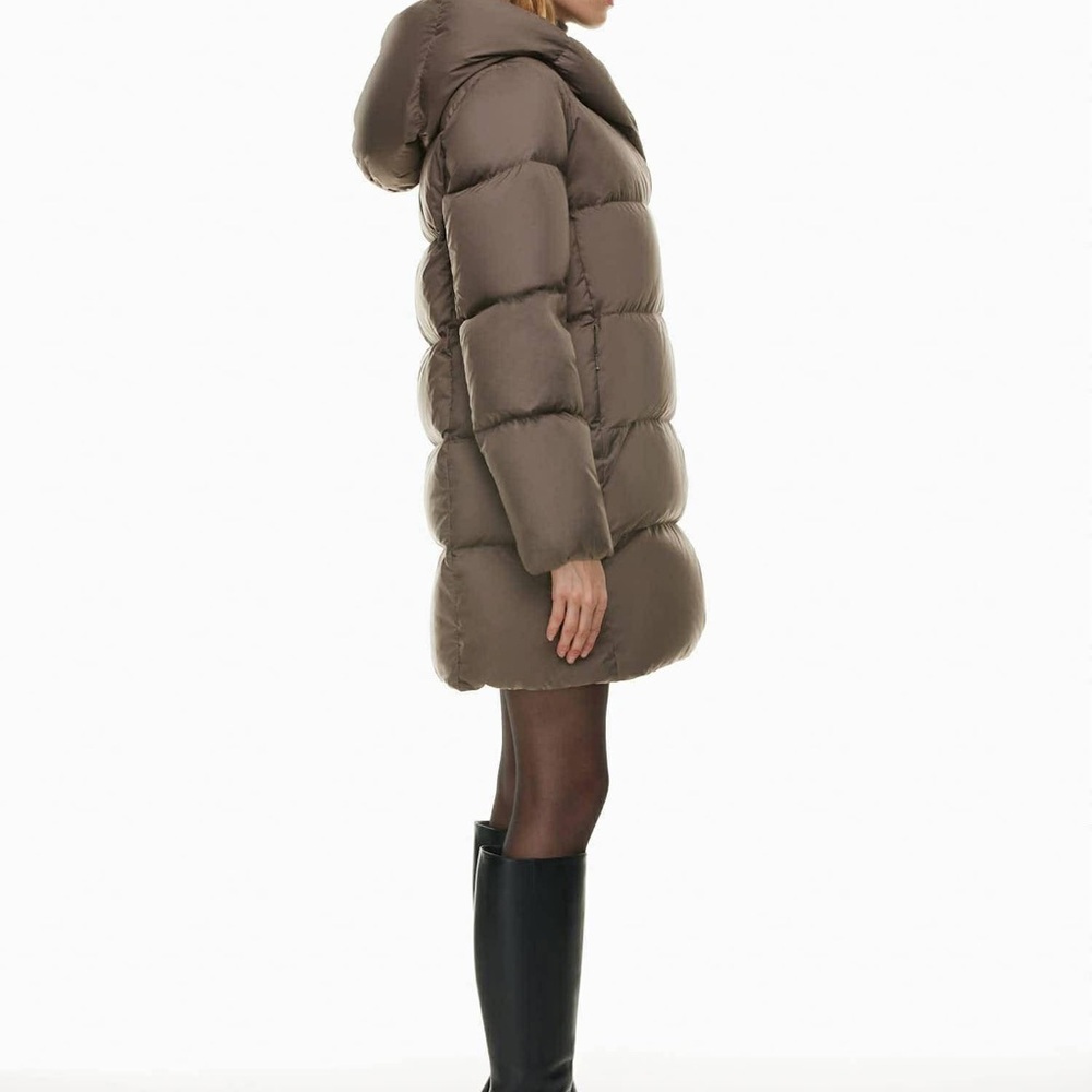 Aritzia Babaton The Duvet Puffer Mid in Chocolate - Picture 17 of 17